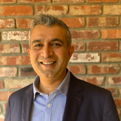 Vishal Goradia, director de alto rango de redes y tecnología, Gap Inc.